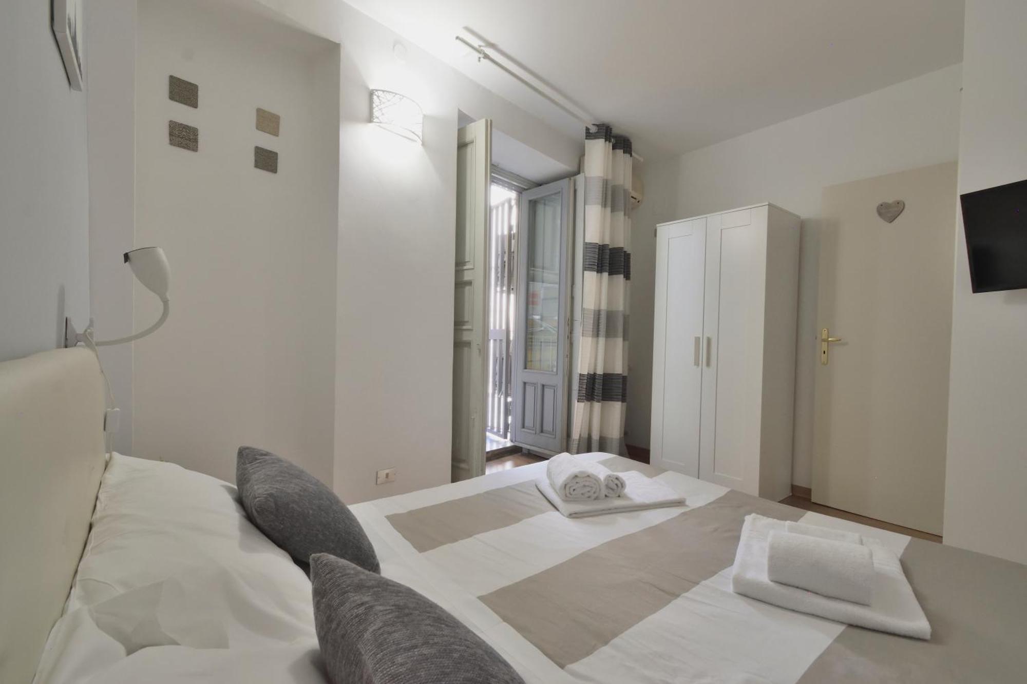 Apartment La Casa Di Carta In Piazza Stesicoro